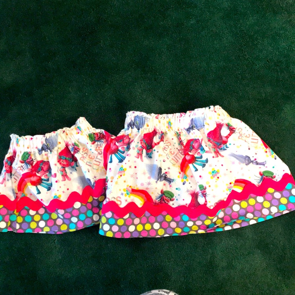 Twin Troll skirts for sisters - 2T & 7